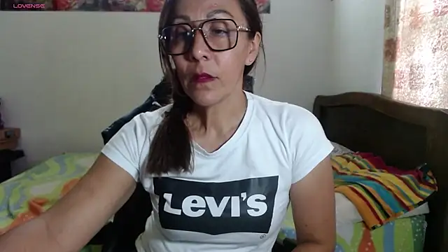 Snapshot of horny_paty chatting on May 1, 2026, 6:34 pm horny paty online show from May 1, 2026, 6:34 pm