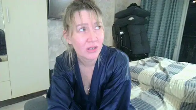 Snapshot of WindChristy chatting on July 28, 2026, 7:39 pm WindChristy online show from July 28, 2026, 7:39 pm
