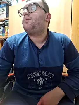 Javier bear online show from March 22, 2025, 11:20 pm