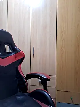 Javier bear online show from September 27, 2025, 8:08 am