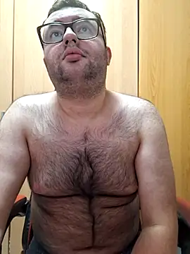 Javier bear online show from June 3, 2026, 9:09 pm