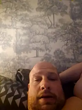 Snapshot of destructeur6 chatting on March 17, 2026, 8:12 pm destructeur6 online show from March 17, 2026, 8:12 pm