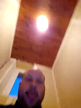 Snapshot of destructeur6 chatting on March 24, 2026, 6:24 pm destructeur6 online show from March 24, 2026, 6:24 pm