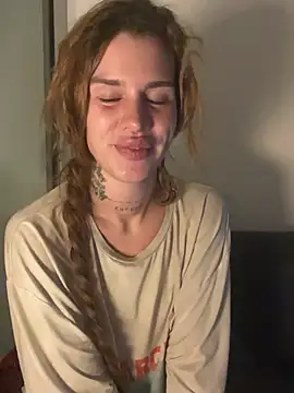 EmiliaCatalina online show from February 24, 2026, 11:25 pm