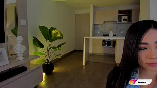 missmegann online show from September 12, 2025, 2:06 pm