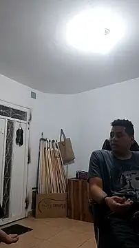 Snapshot of ElferXXX chatting on June 24, 2026, 2:43 am ElferXXX online show from June 24, 2026, 2:43 am