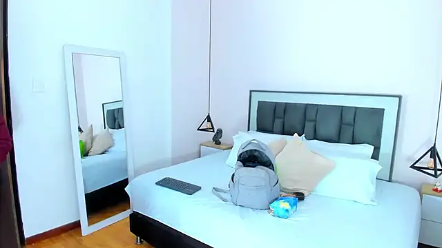 Snapshot of victoria_cooper3 chatting on November 14, 2025, 9:19 am victoria cooper3 online show from November 14, 2025, 9:19 am