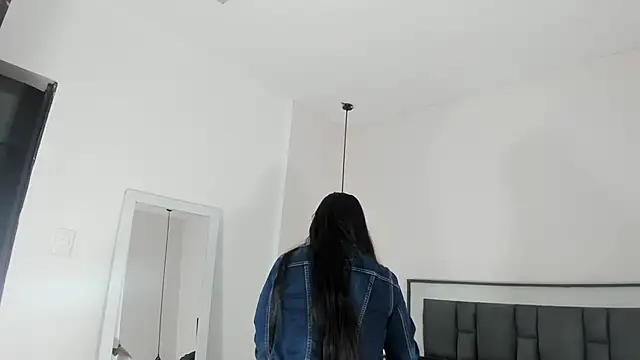 Snapshot of victoria_cooper3 chatting on November 28, 2025, 9:45 am victoria cooper3 online show from November 28, 2025, 9:45 am