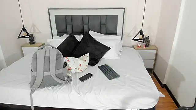 Snapshot of victoria_cooper3 chatting on November 29, 2025, 11:02 am victoria cooper3 online show from November 29, 2025, 11:02 am