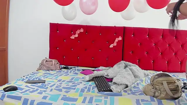 youlittle perverts online show from February 19, 2025, 4:11 pm