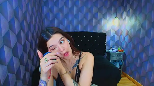 Snapshot of LiaHarryis chatting on May 12, 2026, 7:22 pm LiaHarryis online show from May 12, 2026, 7:22 pm
