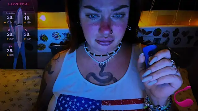 EllieOz online show from January 12, 2025, 6:05 pm