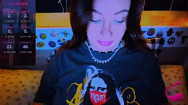 EllieOz online show from January 27, 2025, 9:11 pm