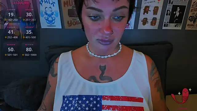Snapshot of EllieOz chatting on July 2, 2026, 1:39 pm EllieOz online show from July 2, 2026, 1:39 pm