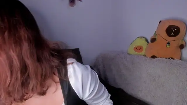 Violette-Ramirez01 online show from September 18, 2025, 10:23 pm