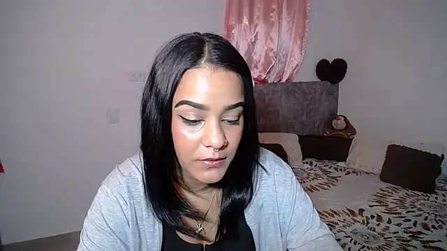Snapshot of JossieGrey chatting on June 27, 2026, 12:22 pm JossieGrey online show from June 27, 2026, 12:22 pm