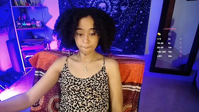 Snapshot of ela_0 chatting on May 18, 2026, 7:47 am ela 0 online show from May 18, 2026, 7:47 am
