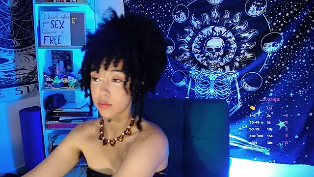 Snapshot of ela_0 chatting on June 18, 2026, 9:25 am ela 0 online show from June 18, 2026, 9:25 am