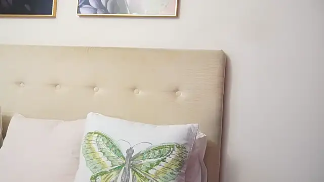 CassieHilton online show from April 20, 2026, 5:37 pm