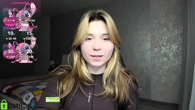 SweetMonicka online show from December 4, 2024, 5:00 pm