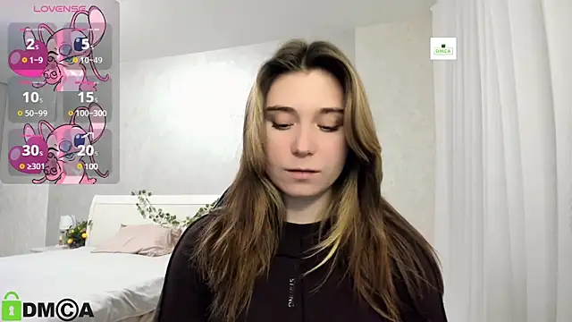 SweetMonicka online show from February 17, 2025, 6:04 pm