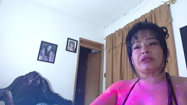 seleneh online show from December 31, 2024, 1:57 am