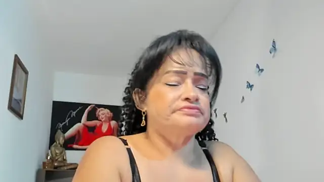 seleneh online show from April 20, 2026, 9:05 pm