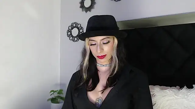 Snapshot of KinaCooper chatting on March 14, 2025, 12:21 am KinaCooper online show from March 14, 2025, 12:21 am