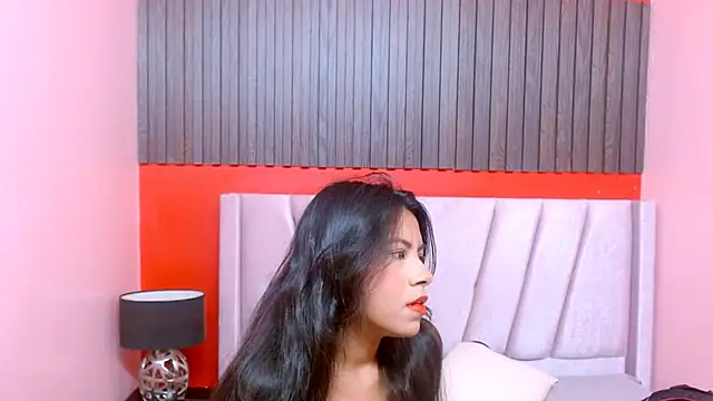Snapshot of VeronicaRobles chatting on June 12, 2026, 7:13 pm VeronicaRobles online show from June 12, 2026, 7:13 pm