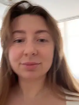 curvyflawless online show from October 16, 2025, 8:04 am