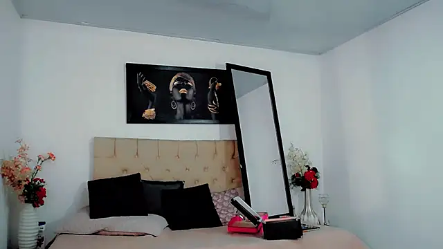 maria camilacms online show from October 2, 2025, 11:45 pm