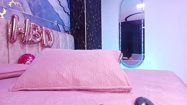 arl chloee online show from March 27, 2026, 3:12 am