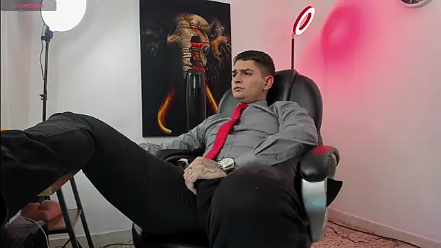 Nicolas Fellener online show from November 2, 2025, 6:05 am