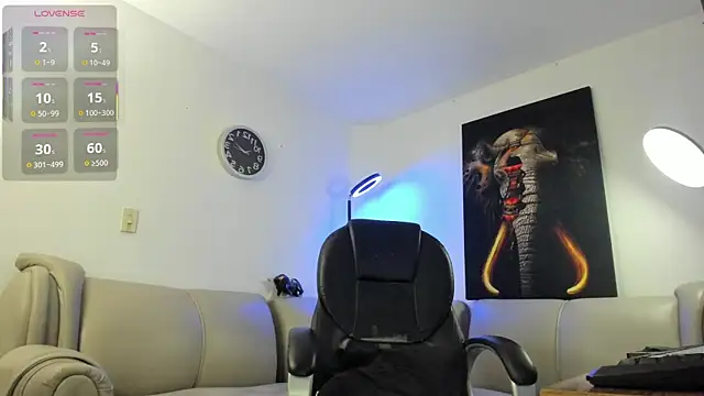 Nicolas Fellener online show from December 19, 2025, 3:46 am