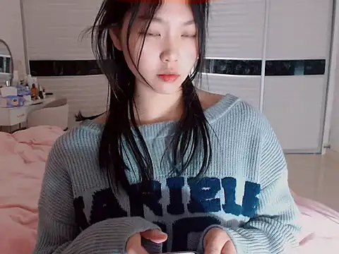 Snapshot of -Lucky_Girl chatting on January 9, 2025, 11:25 am -Lucky Girl online show from January 9, 2025, 11:25 am