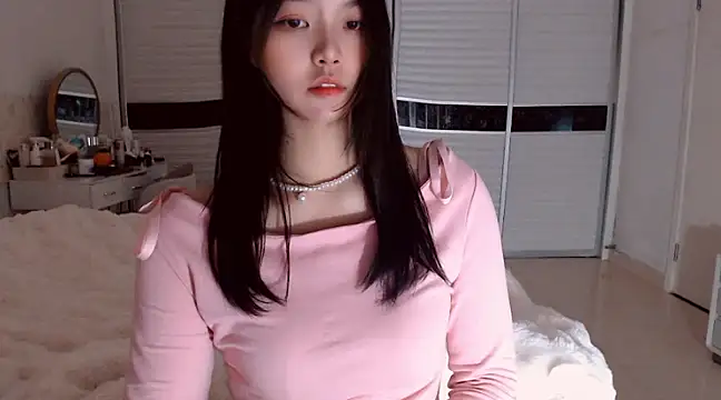 Snapshot of -Lucky_Girl chatting on January 25, 2025, 11:13 am -Lucky Girl online show from January 25, 2025, 11:13 am