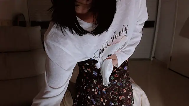 Snapshot of -Lucky_Girl chatting on September 14, 2025, 2:49 pm -Lucky Girl online show from September 14, 2025, 2:49 pm