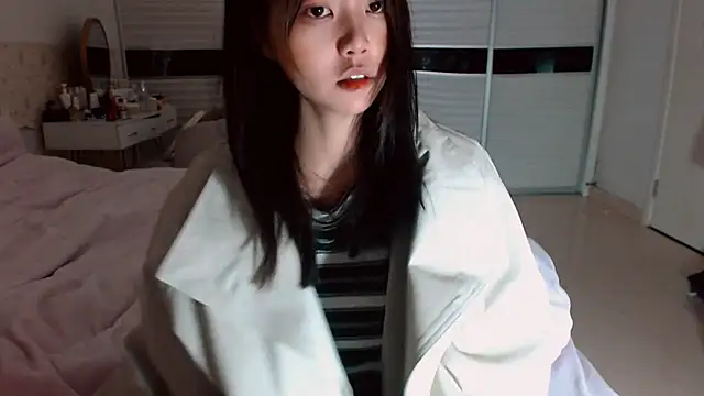 -Lucky Girl online show from March 8, 2026, 12:08 am