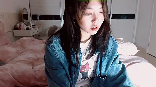 -Lucky Girl online show from March 16, 2026, 12:42 pm