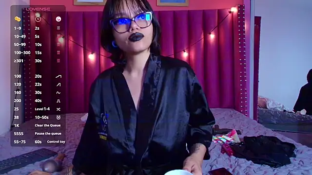 shybutdirtygirrll online show from January 31, 2025, 10:42 pm