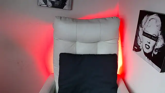 SamanthaRoldaan online show from February 1, 2025, 5:26 pm