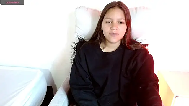 SamanthaRoldaan online show from March 13, 2025, 4:45 pm