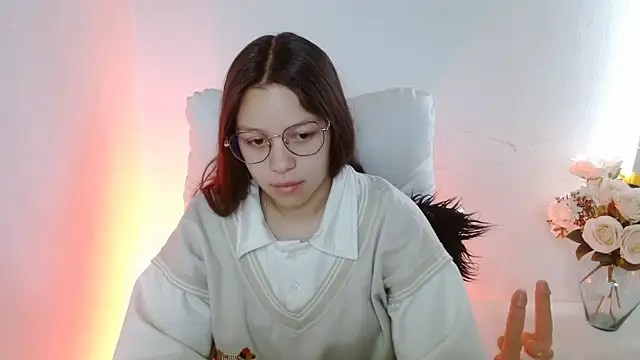 SamanthaRoldaan online show from October 3, 2025, 4:15 pm