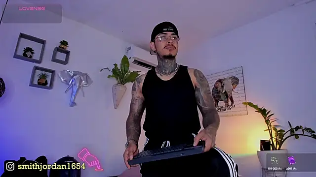 JordanSmiith  online show from March 21, 2025, 9:12 pm