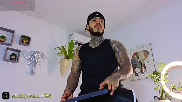 JordanSmiith  online show from September 18, 2025, 9:06 pm