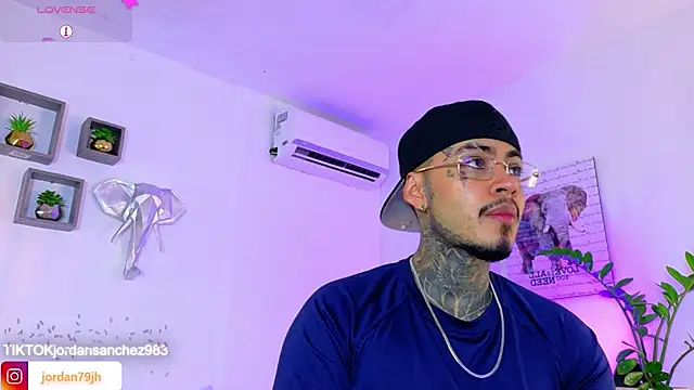 JordanSmiith  online show from March 26, 2026, 9:53 pm