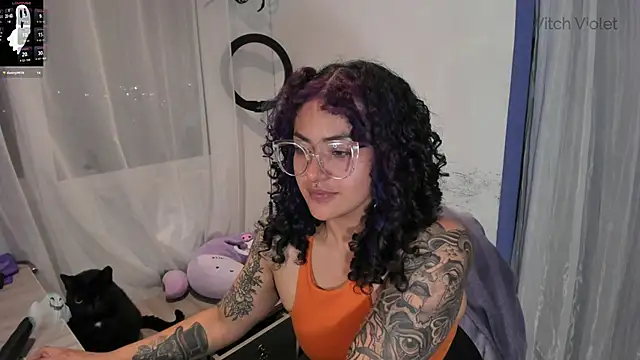 witchviolet online show from January 31, 2025, 2:26 am