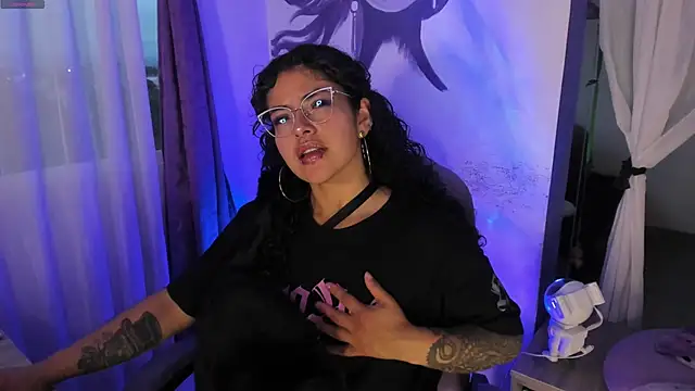 witchviolet online show from November 28, 2025, 10:45 pm