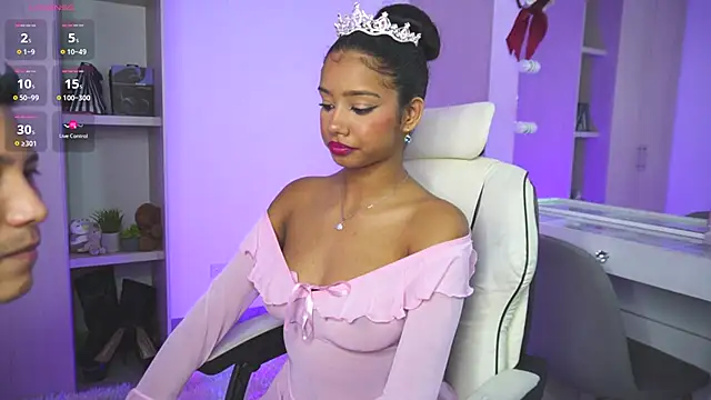 Snapshot of forever__young chatting on October 24, 2025, 4:20 am forever young online show from October 24, 2025, 4:20 am