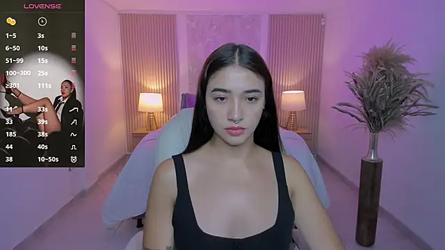 Antonella Grayy online show from November 25, 2025, 10:59 am